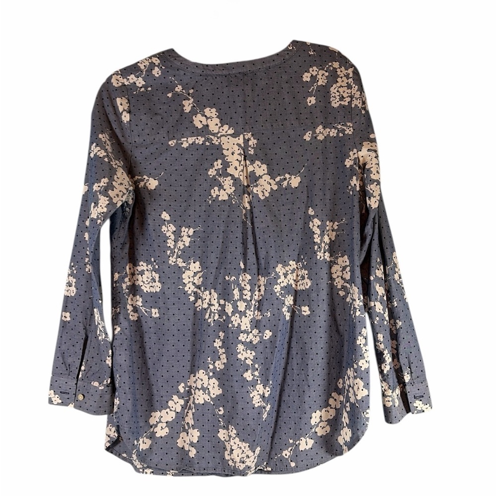 Talbots Womens Blue Floral Dot Chambray V Neck Long Sleeve Blouse Size M Top - Picture 6 of 9